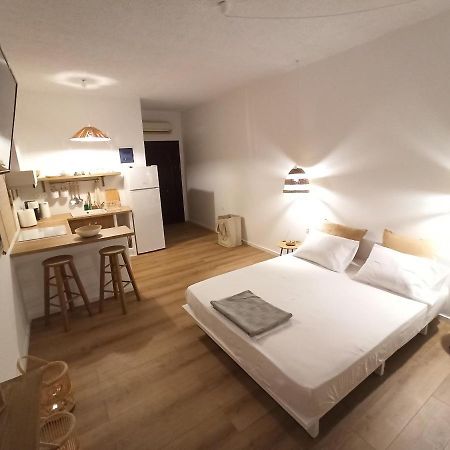Appartement Harmony à Poros Town Extérieur photo